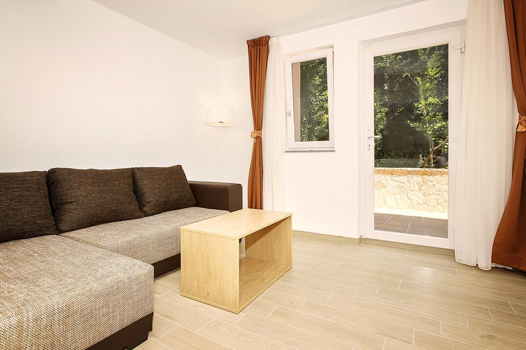Residence Mediterraneo Baška Extérieur photo