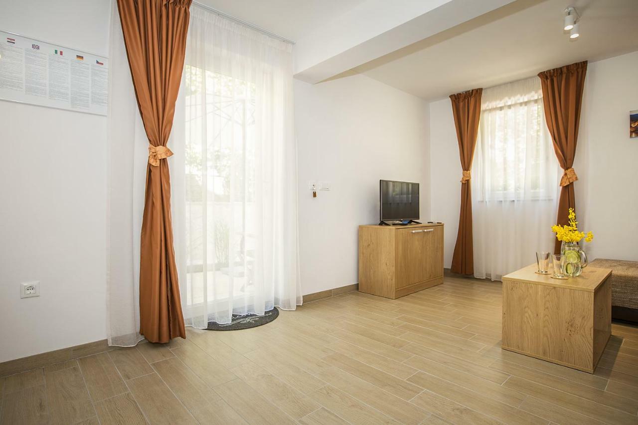Residence Mediterraneo Baška Extérieur photo