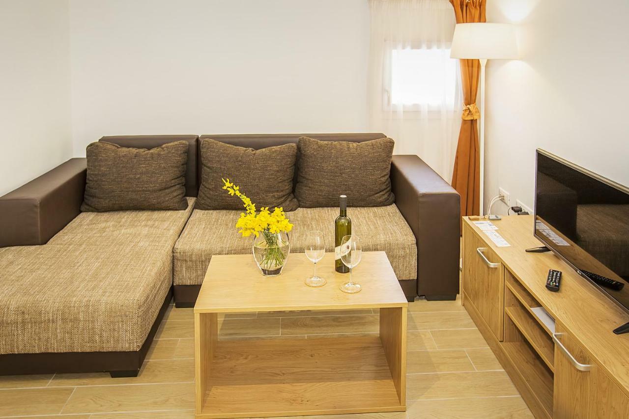 Residence Mediterraneo Baška Extérieur photo